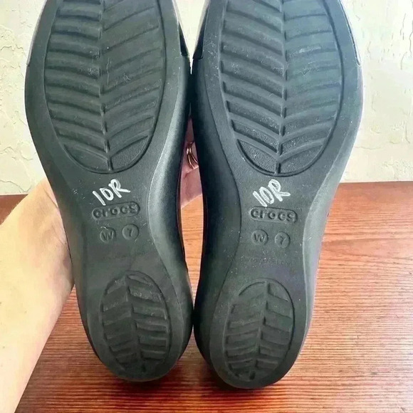 Crocs Sienna Ballet Flats Black Rubber Slip On Shoes Women’s Size 7.0 Shiny Toe - Picture 6 of 6